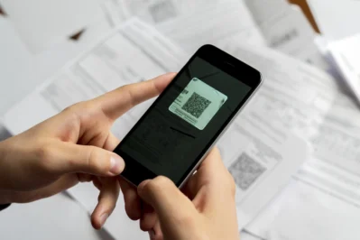 Pessoa realizando pagamento de conta via Pix Banco do Brasil.