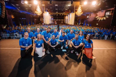 Diretores do Asaas no palco do Kickoff Asaas 2026