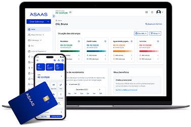 Notebook e celular exibindo a interface do Asaas e a frente deles um cartão do Asaas.
