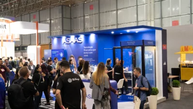 Imagem do estande Asaas no WebSummit Rio 2026